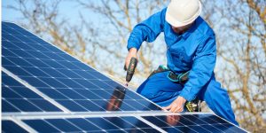Installation Maintenance Panneaux Solaires Photovoltaïques à Lavallée